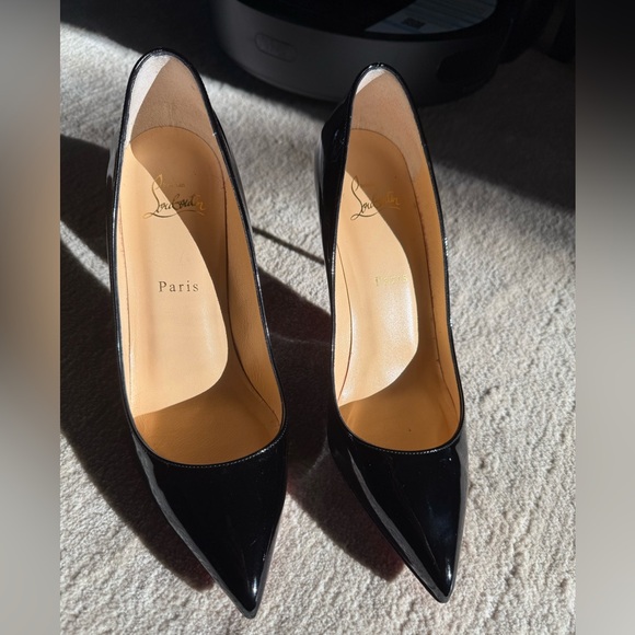 Louis Vuitton Pigalle Follies 85 Patent Black 39.5 (women’s 9) - Picture 3 of 12